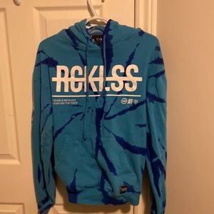 i am selling a hoodie